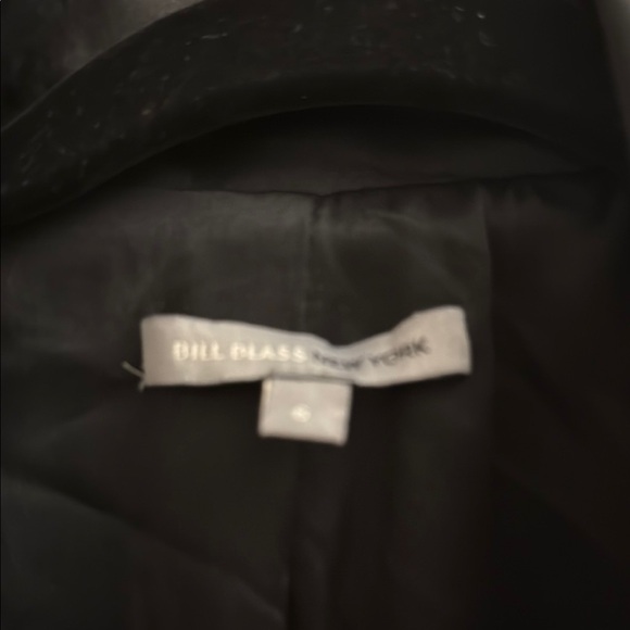 Bill Blass Black Velvet Women's smoking jacket with satin collar - Picture 2 of 7